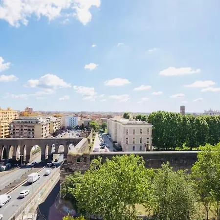 Apartmán Charming Loft Near Colosseum And Termini Station - Parking Included