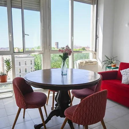 Panoramic Loft Near Colosseum And Termini Station - Parking Included Rome